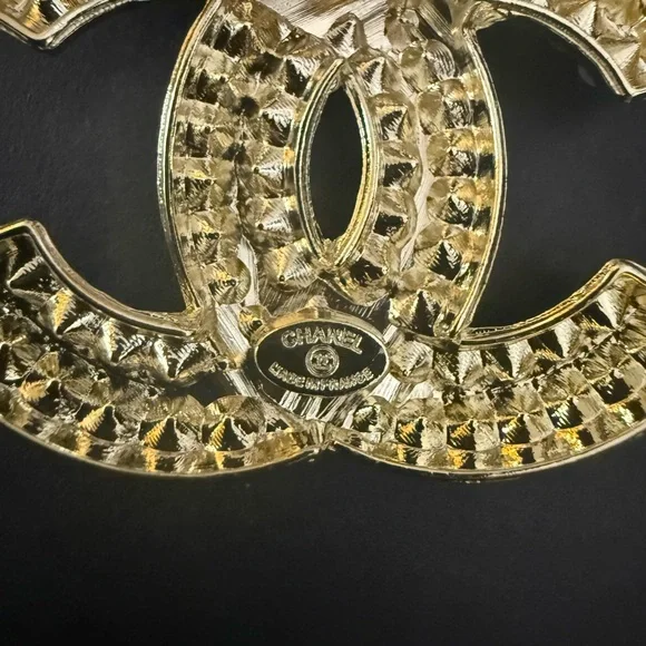 Brand new upcycled CHANEL Gold and Pearl Embellished Brooch - Picture 4 of 4